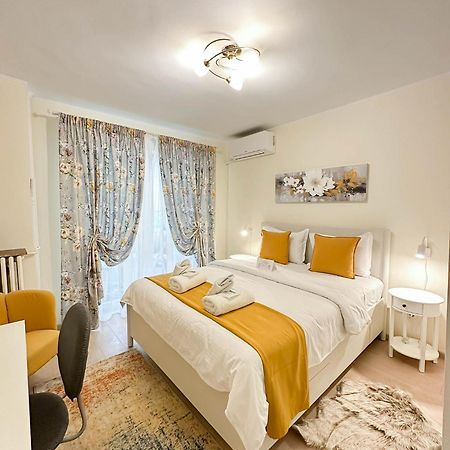 Sunrise Apartments City Center Bukarest Exterior foto