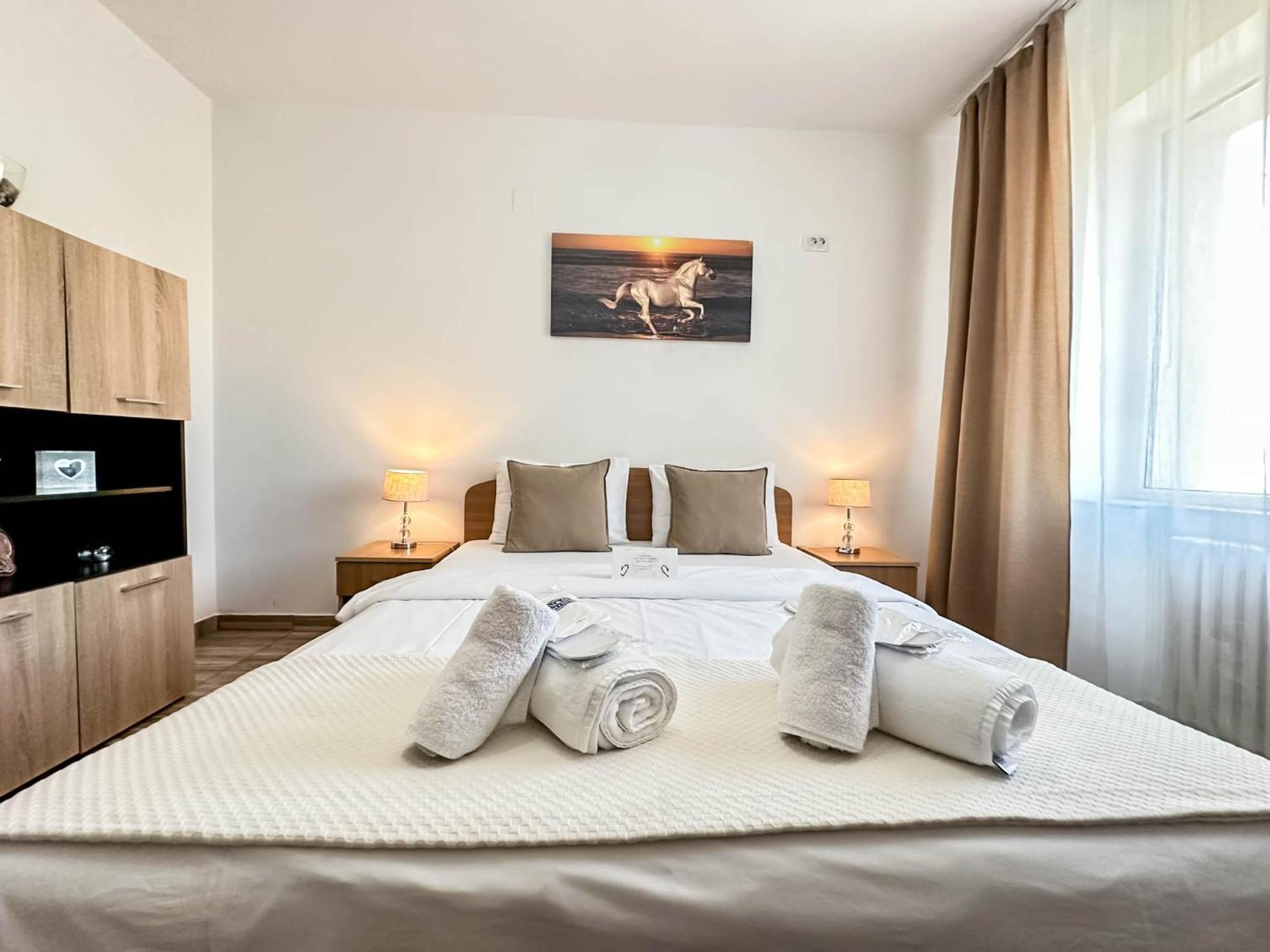 Sunrise Apartments City Center Bukarest Exterior foto