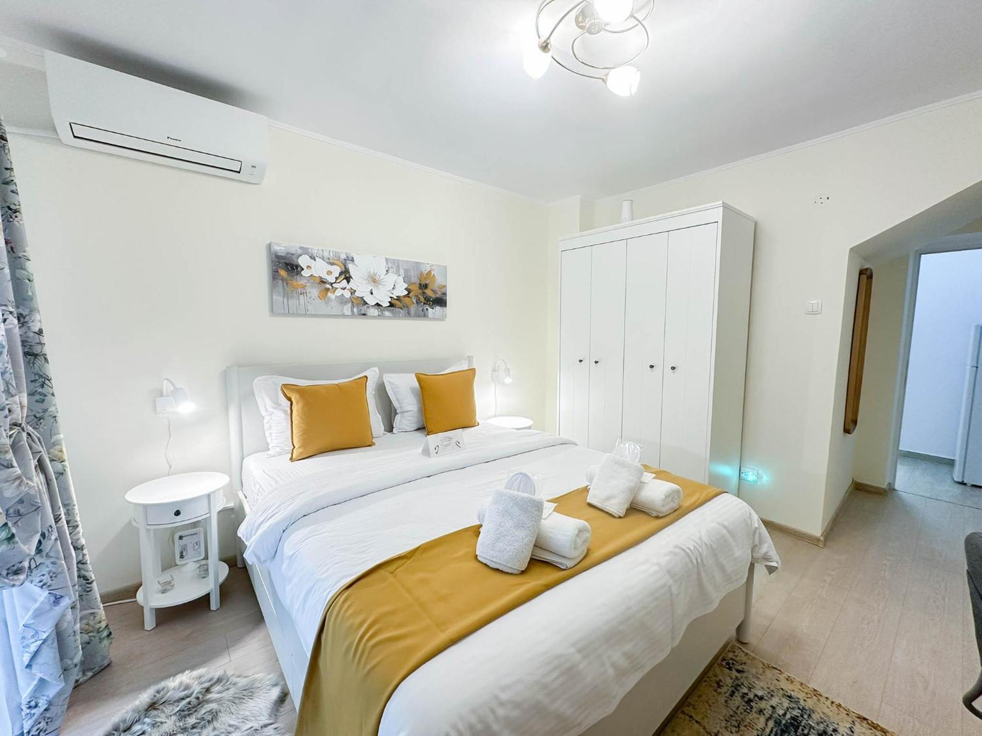 Sunrise Apartments City Center Bukarest Exterior foto